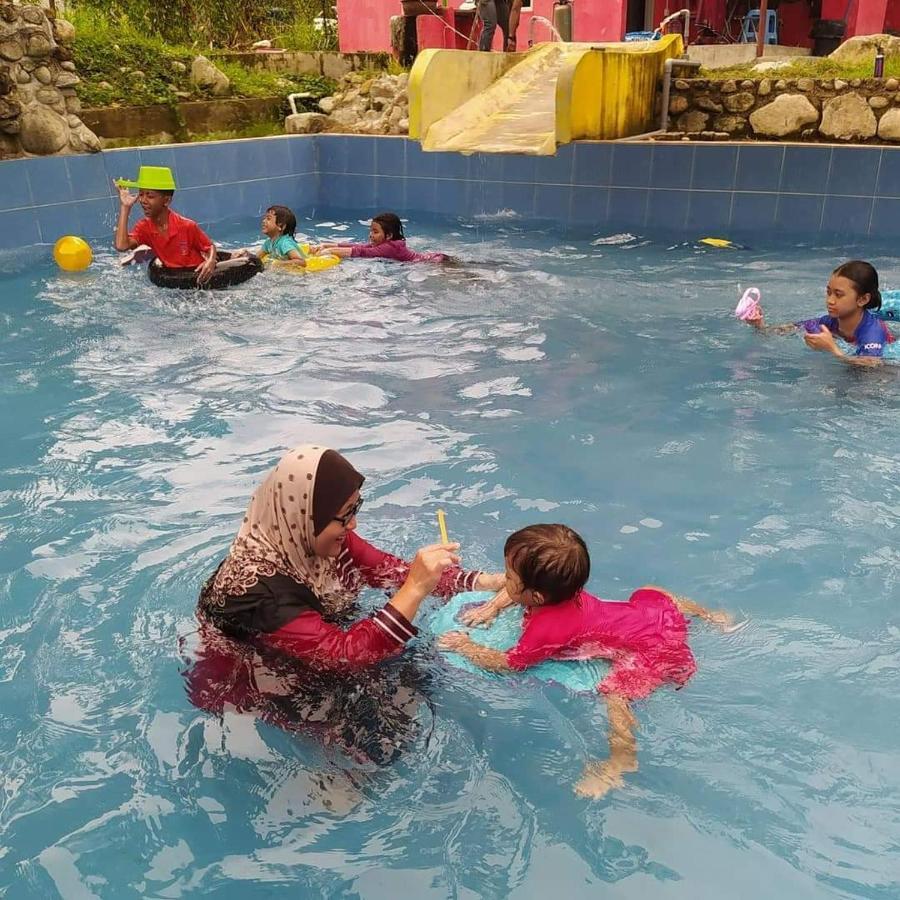 فيلا هولو لانجاتفي Lopoh Waterfront Budget Chalets المظهر الخارجي الصورة